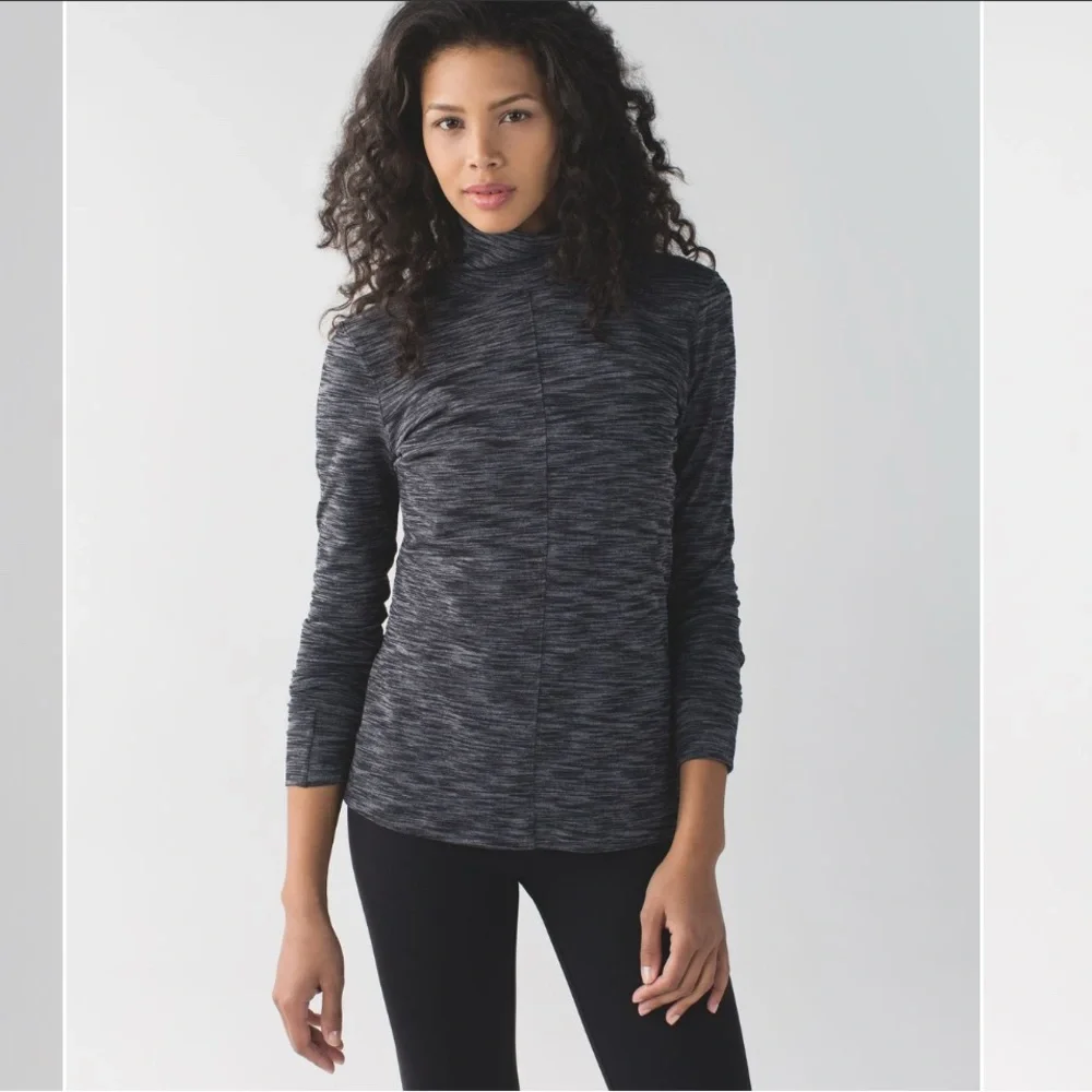 Lululemon‎ Sz 4 &Go Take Off Long Sleeve Athletic Workout Women’s Yoga Shirt Top